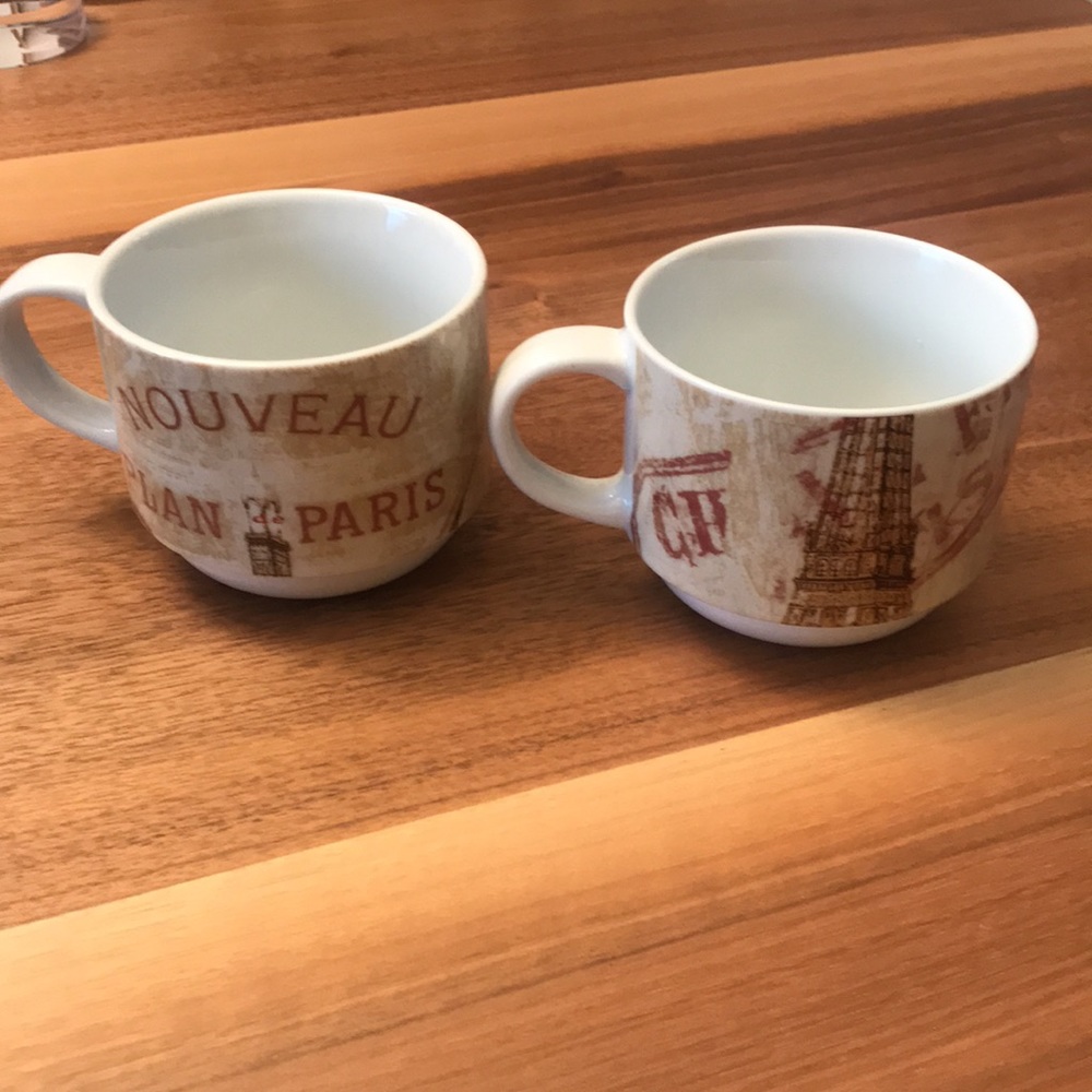 Pier Import  2 Coffee Mugs 8 oz Paris Theme